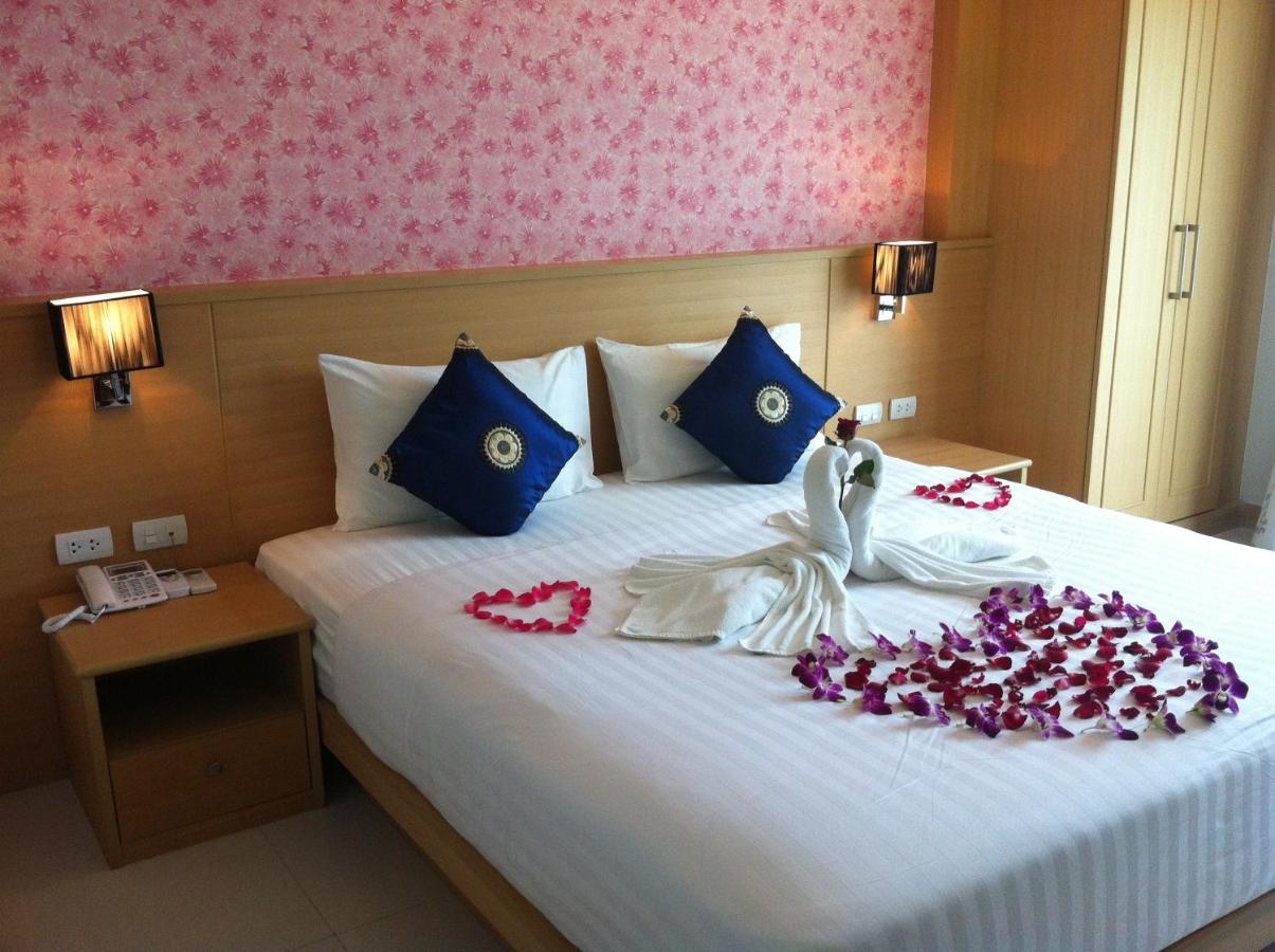Green Harbor Hotel&apartamento con servicio Patong Exterior foto