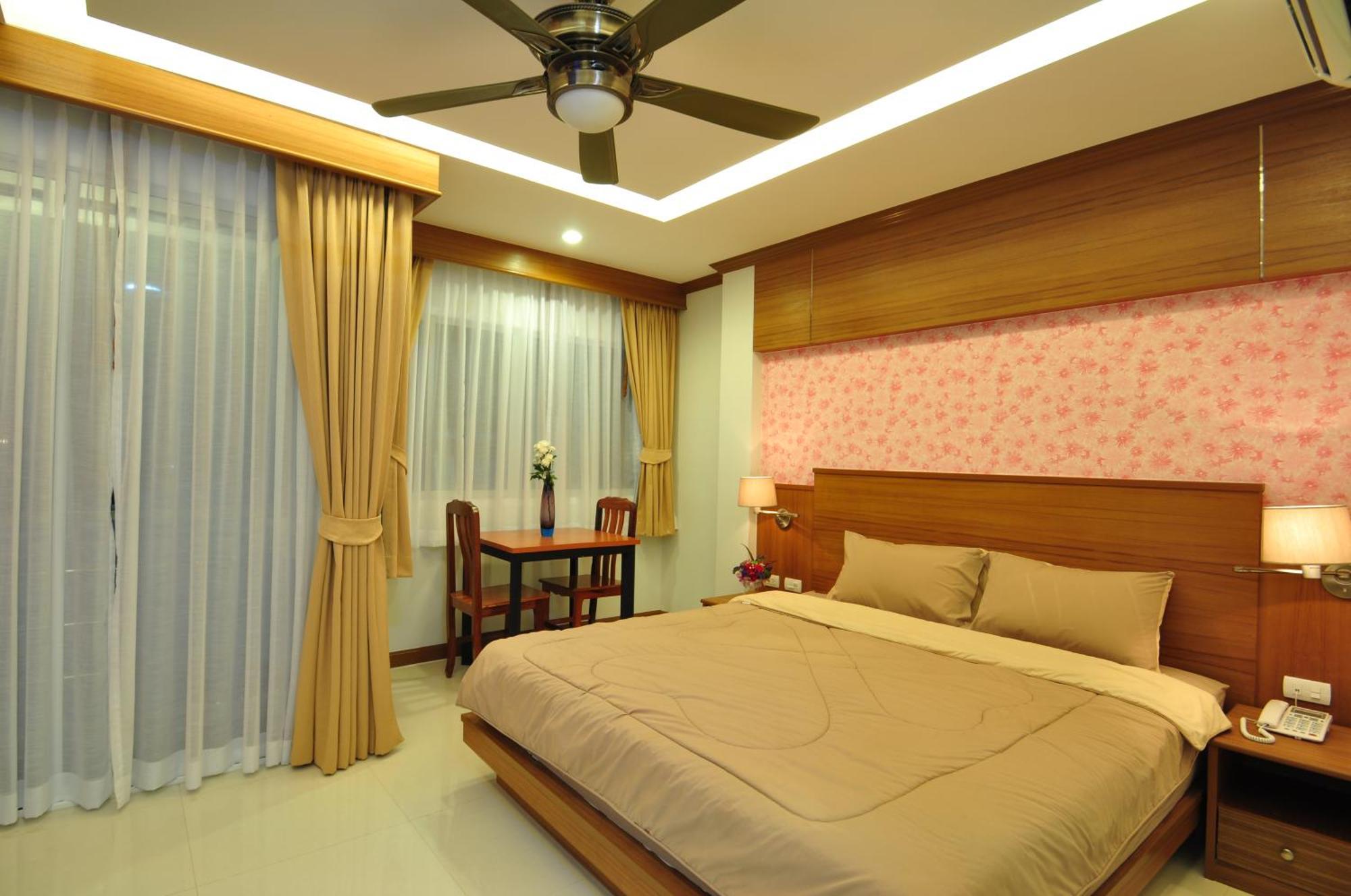 Green Harbor Hotel&apartamento con servicio Patong Exterior foto