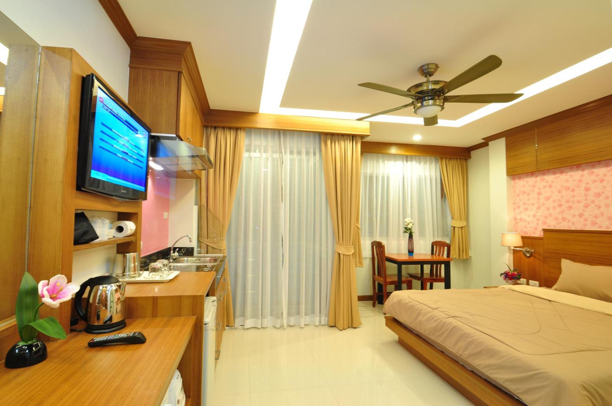Green Harbor Hotel&apartamento con servicio Patong Exterior foto